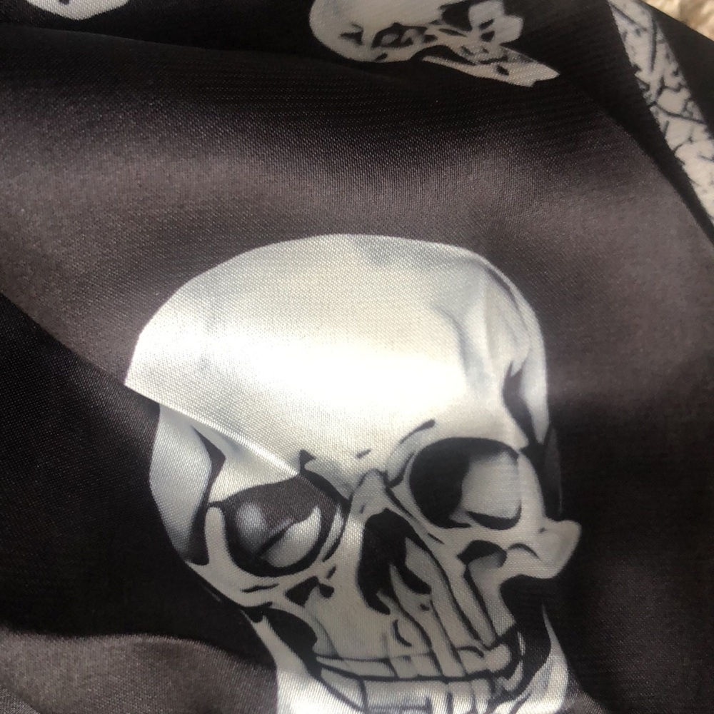 Piper K Black and White Skull Print Scarf - Picture 3 of 7